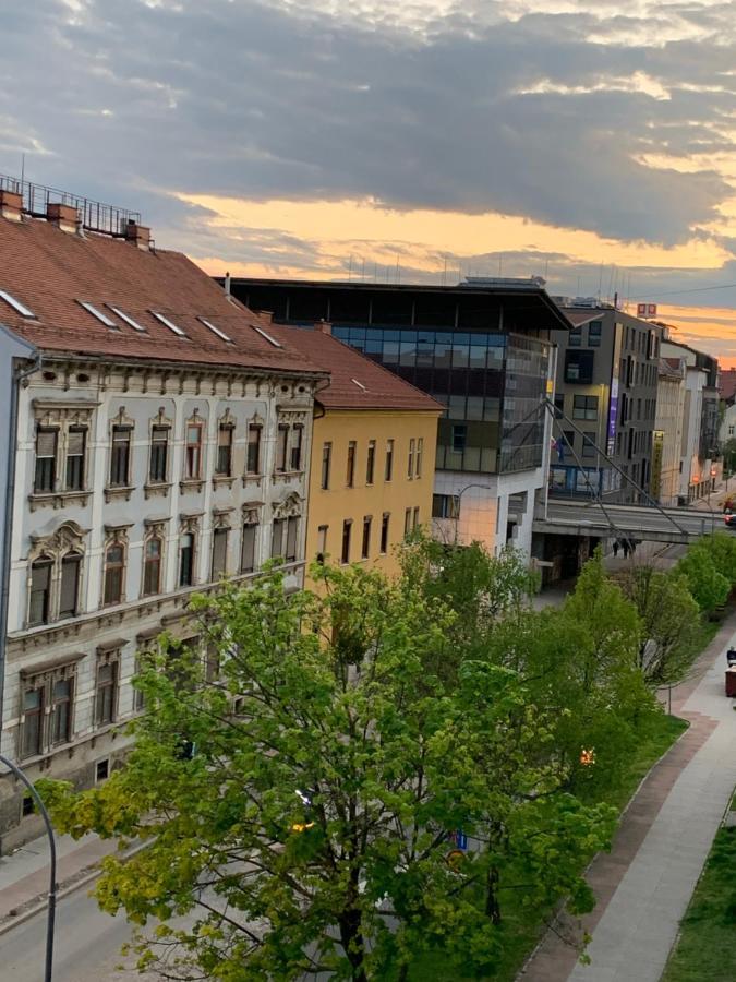 The Marchburg Apartment Maribor Exteriör bild